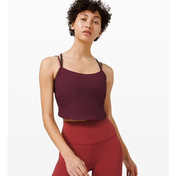 Lululemon Daily Lineup Luxtreme Cassis twist back cropped tank top - Picture 1 of 4